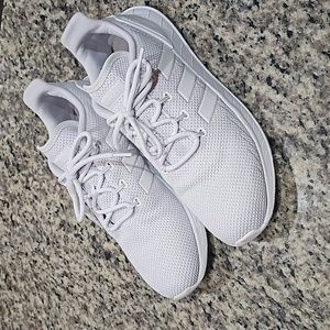 Adidas Questar Flow Runners